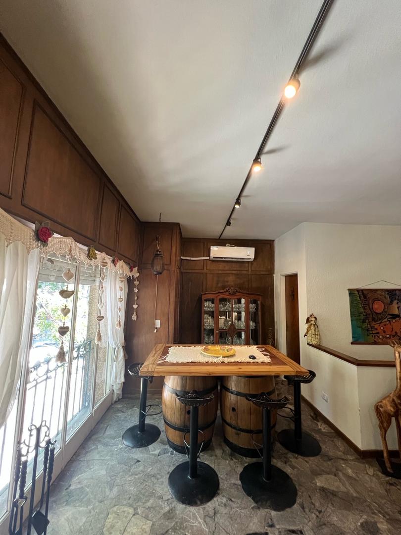 Depto Tipo Casa en Venta de 4 ambientes