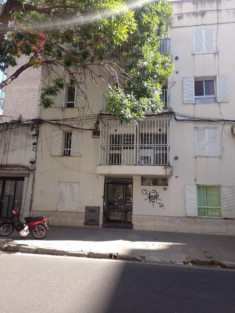 Pasco 1280 , Piso 01