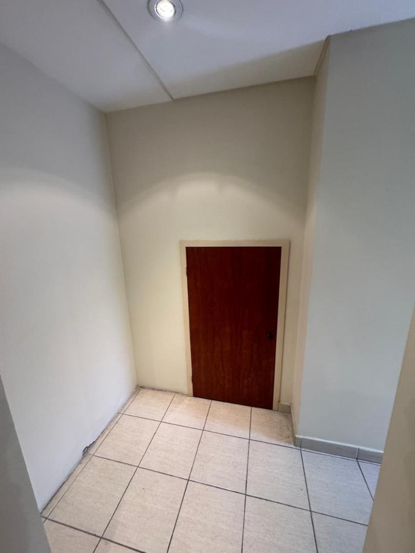 Departamento de 3 Ambientes con patio.