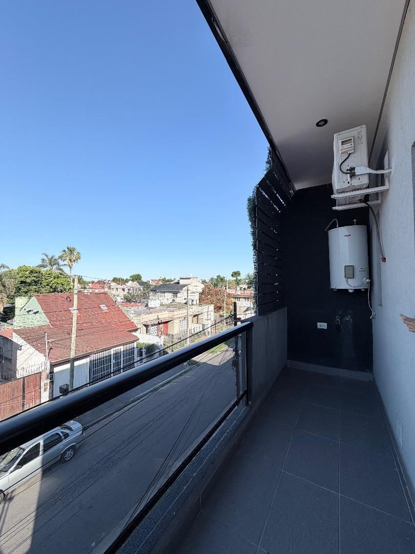 Departamento en Alquiler con 1 cocheras