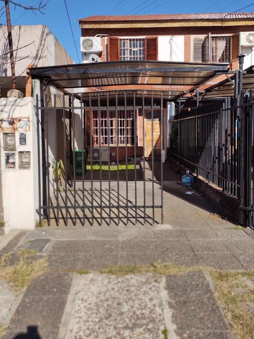 DUPLEX VENTA CASTELAR