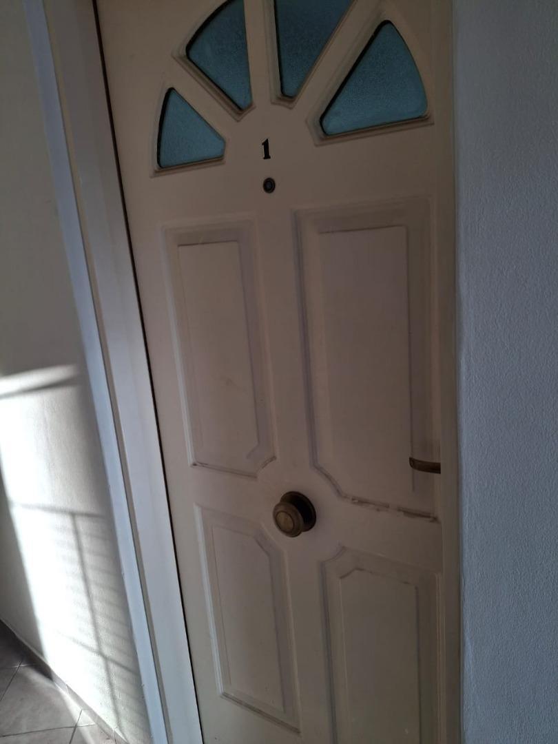 Depto Tipo Casa 3 ambientes con 2 baños