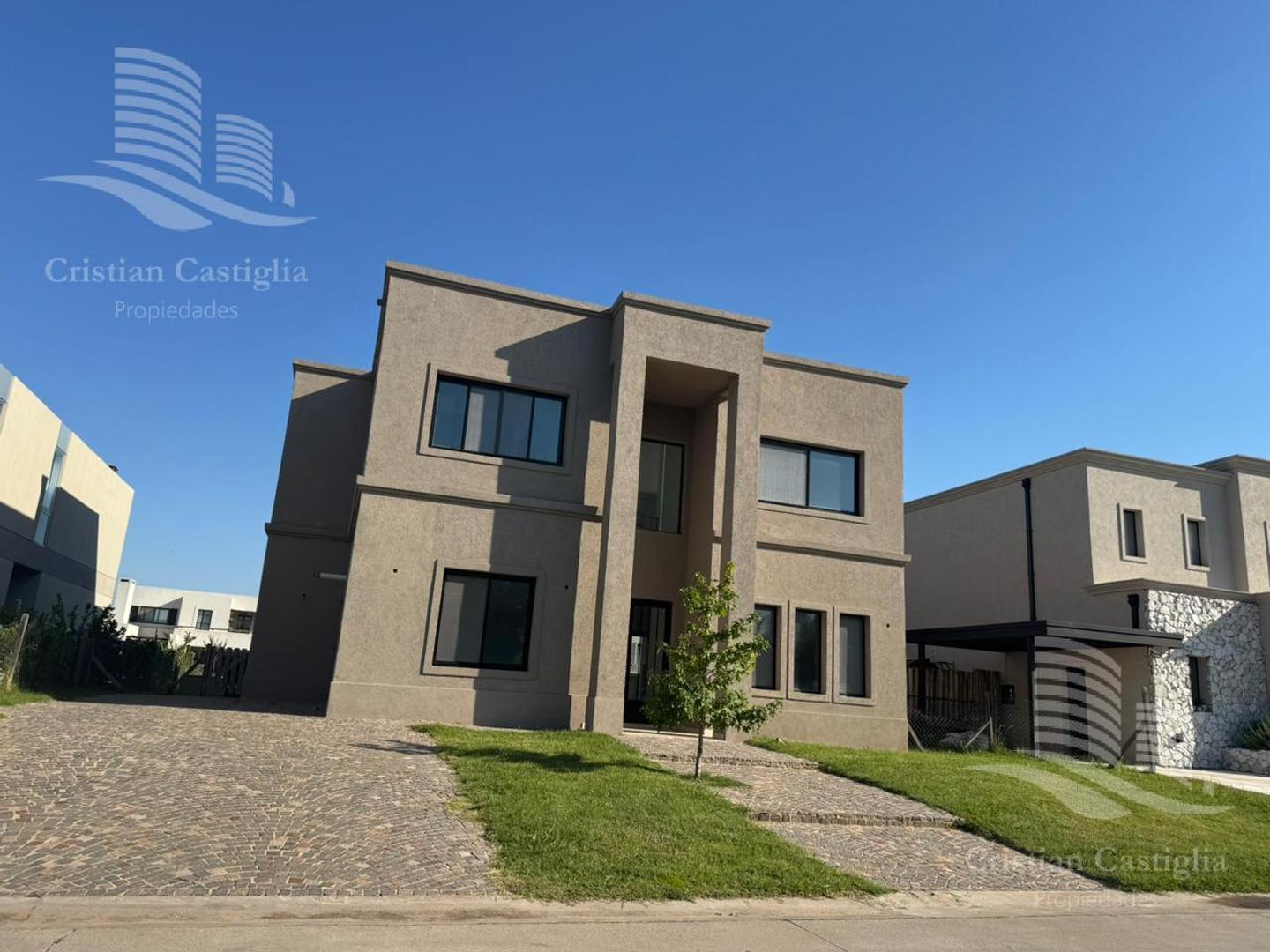 Casa en Venta de 5 dormitorios