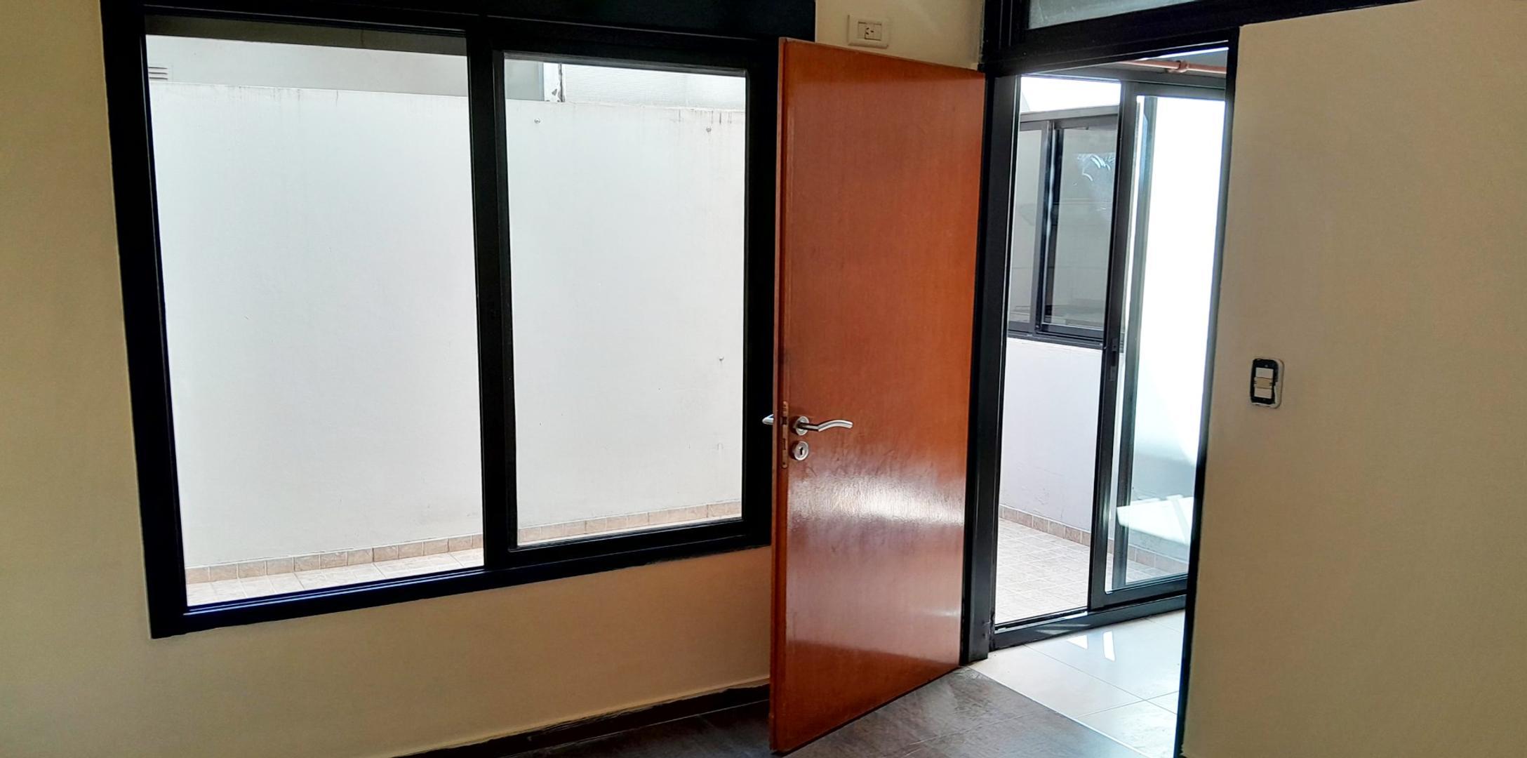 Depto Tipo Casa en Venta de 1 dormitorio