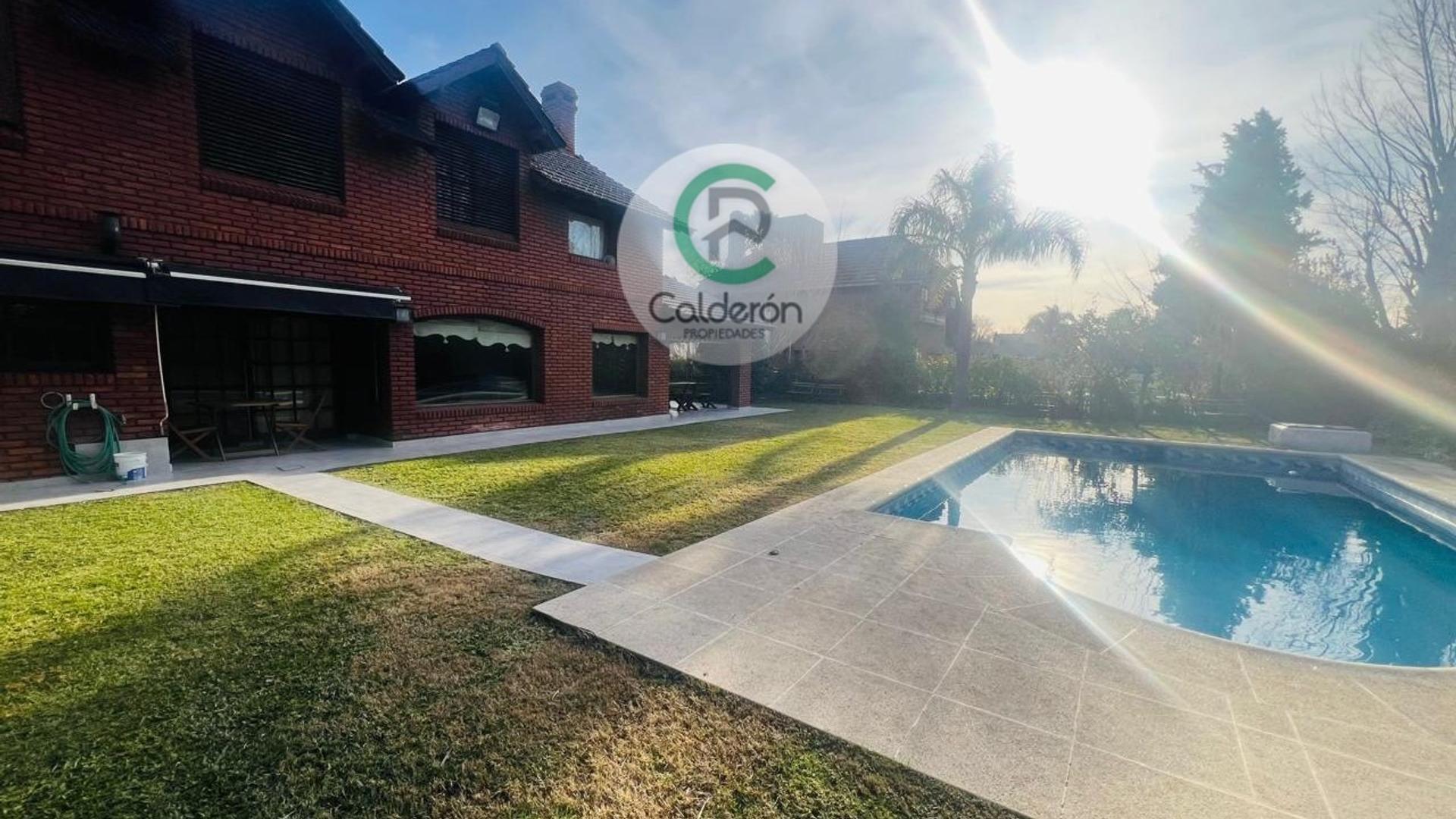 Casa 4 ambientes con 4 baños