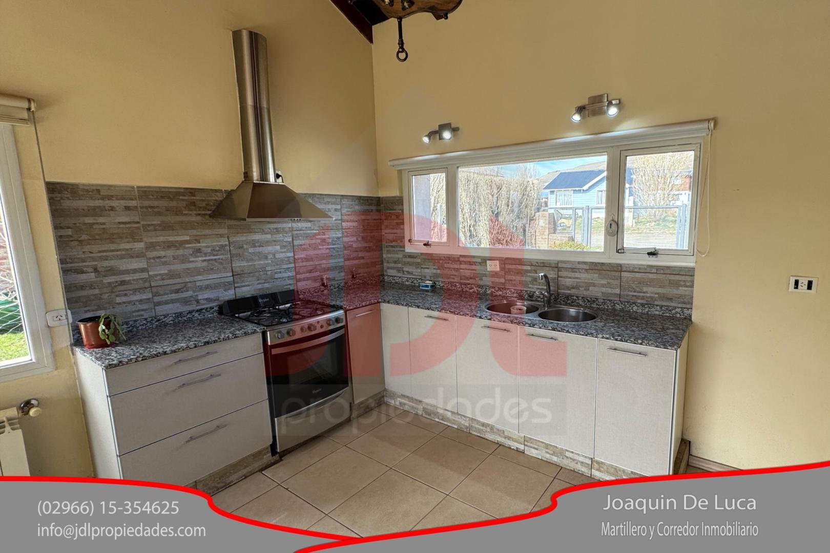 Casa 4 ambientes con 1 baño