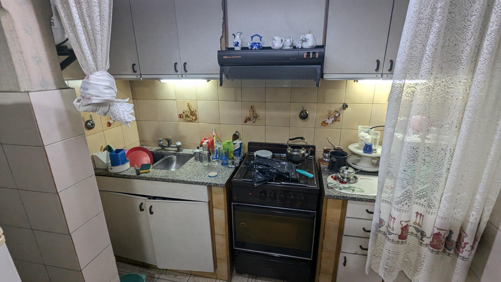 Casa 3 ambientes con 1 baño