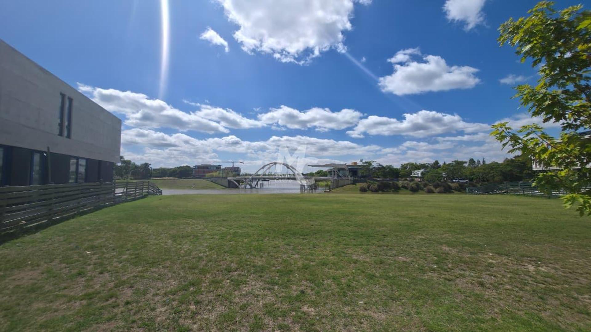 Terreno en Venta de 9110000,0 m2