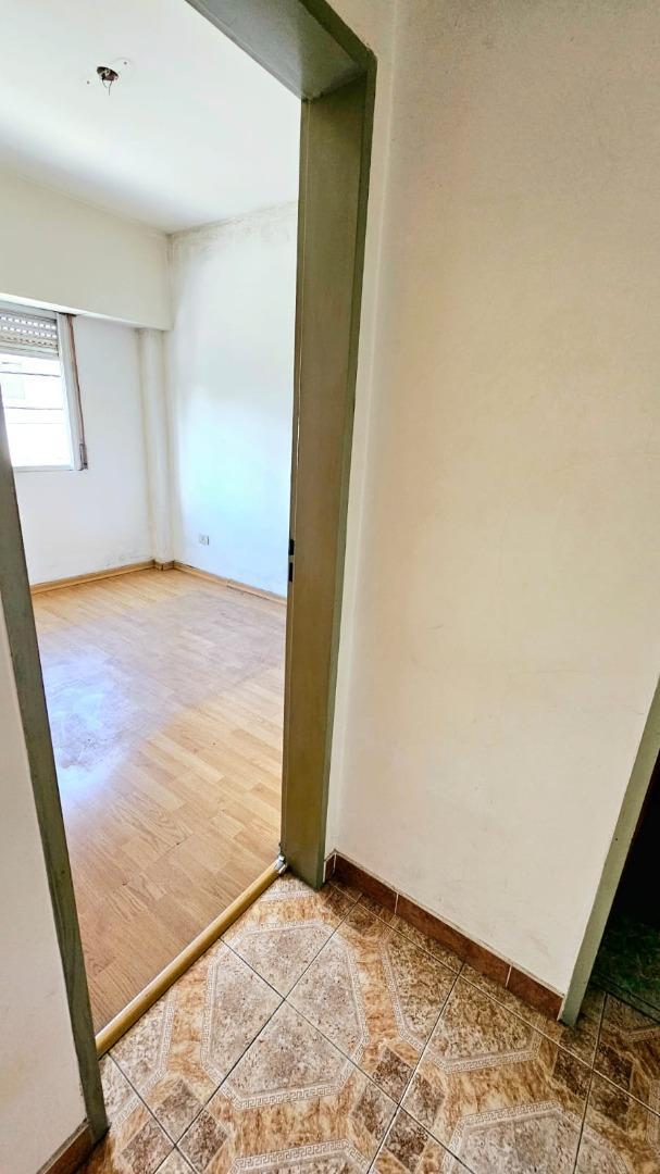 Beron De Astrada 100, Piso 1