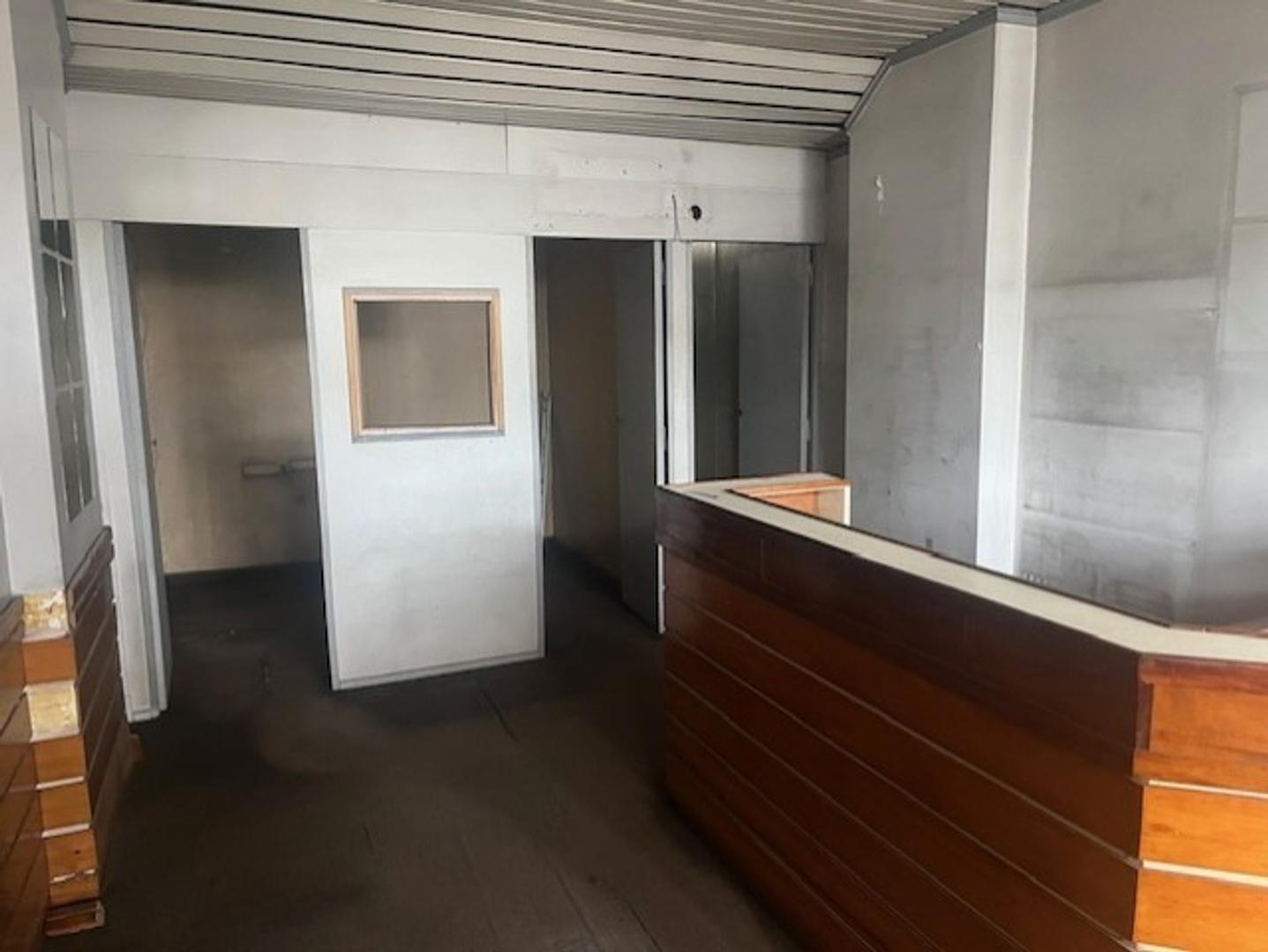 Local en Venta en Vicente Lopez Vias / Maipu, USD 125.000