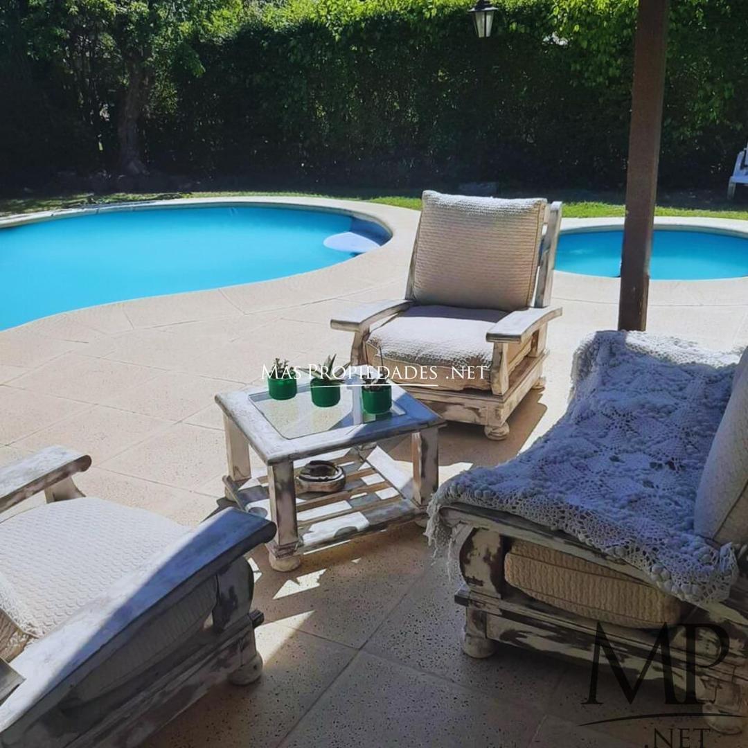 Alquiler Casa en Club de Campo Los Rosales 4 Dormitorios Canning