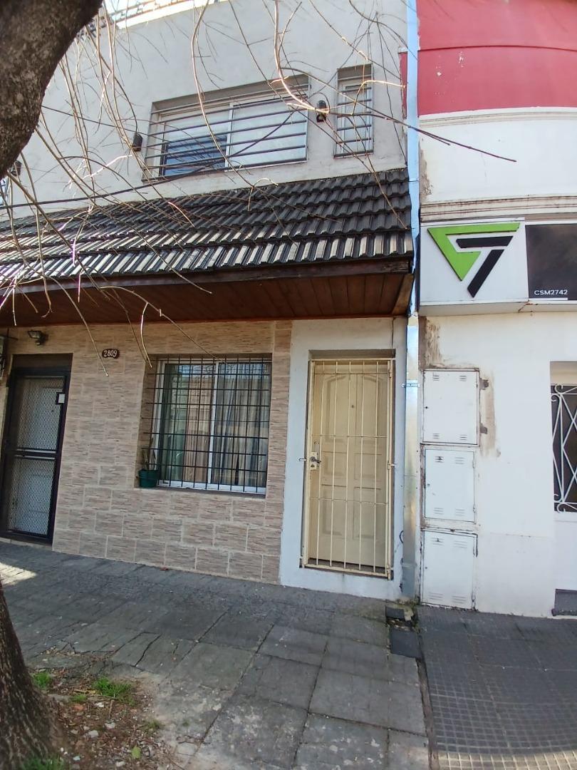 PH 1º Piso 2 ambientes con terraza