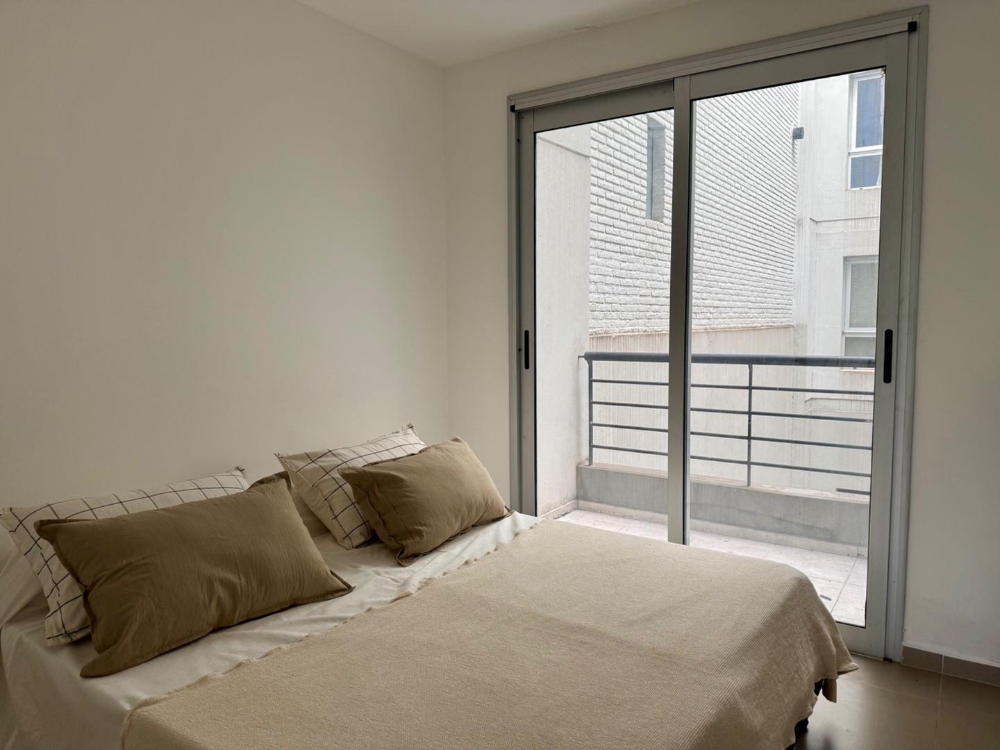 Departamento en venta Laprida 735