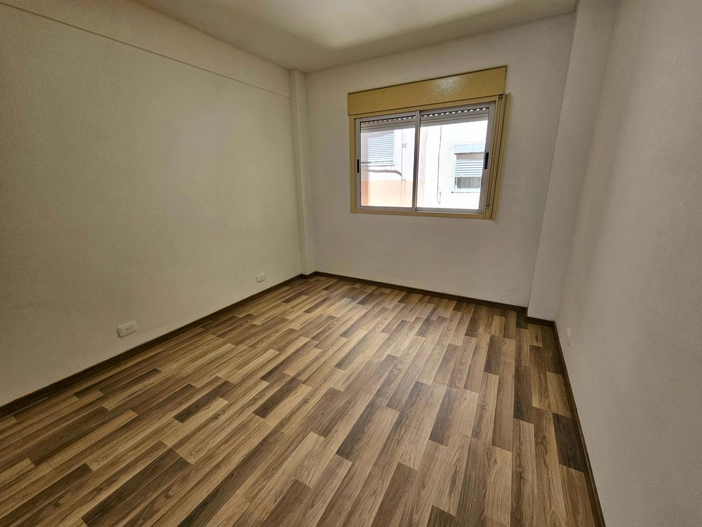 Departamento en Venta en Villa Ballester, USD 84.000