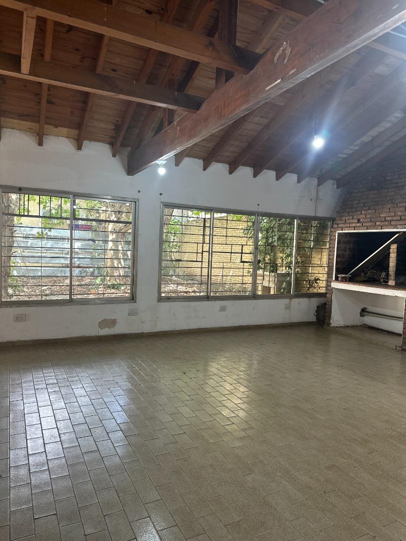 Locales, Oficinas y un dpto en venta - Burzaco