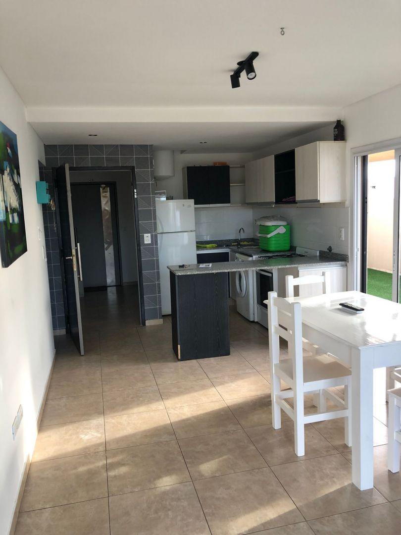 Departamento en Alquiler en Quilmes, $ 850.000