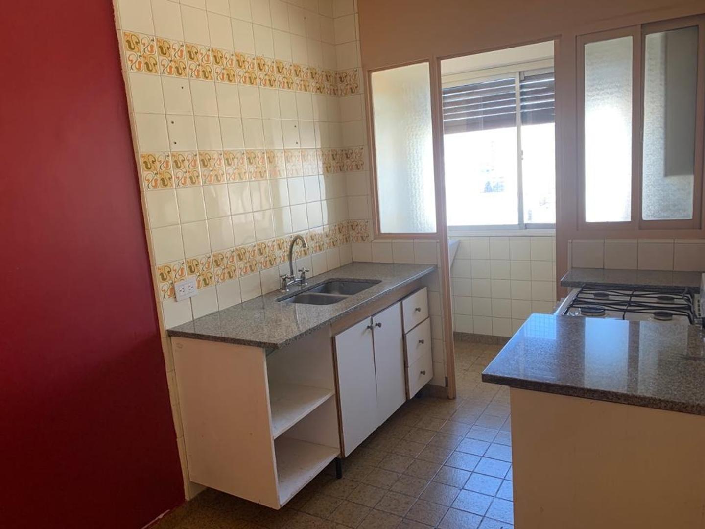 Departamento 3 ambientes con 1 baño