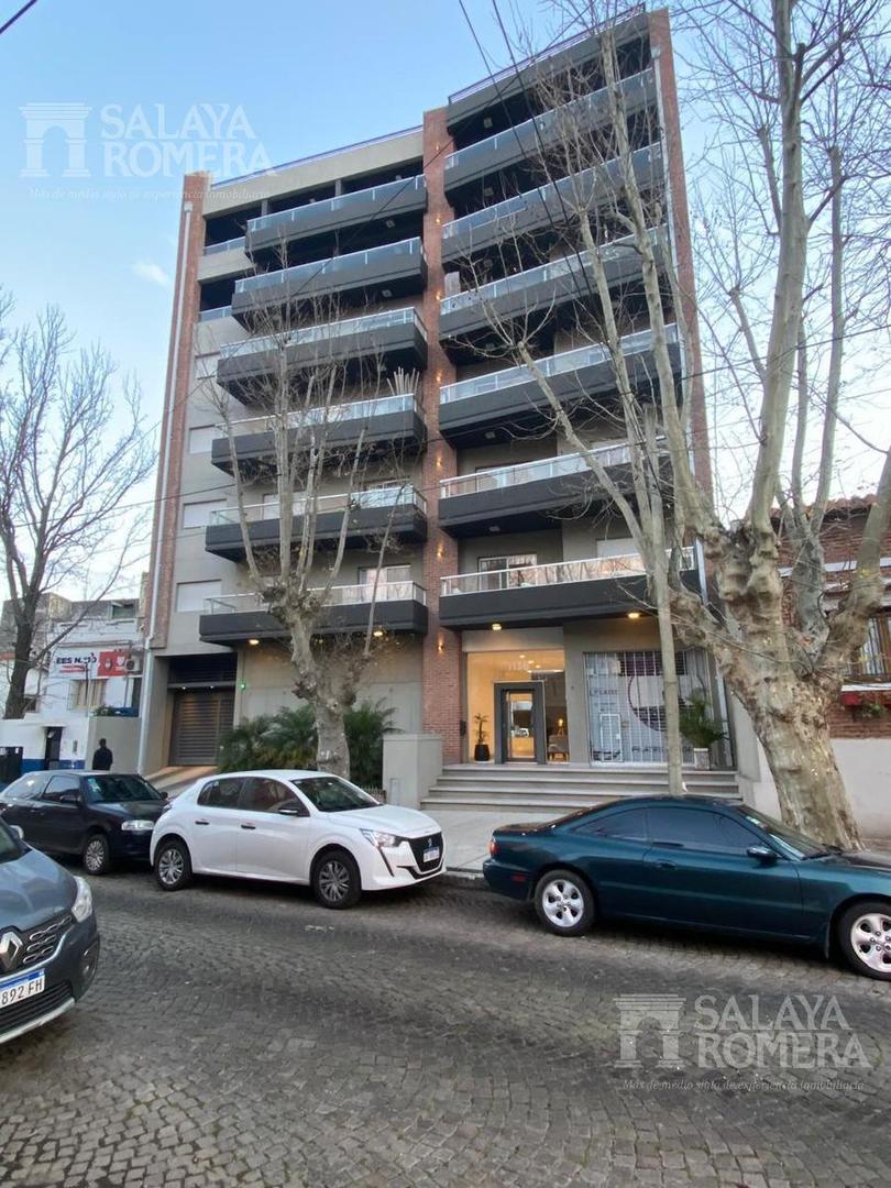 Departamento  en venta  -2 ambientes c/cochera en Tigre