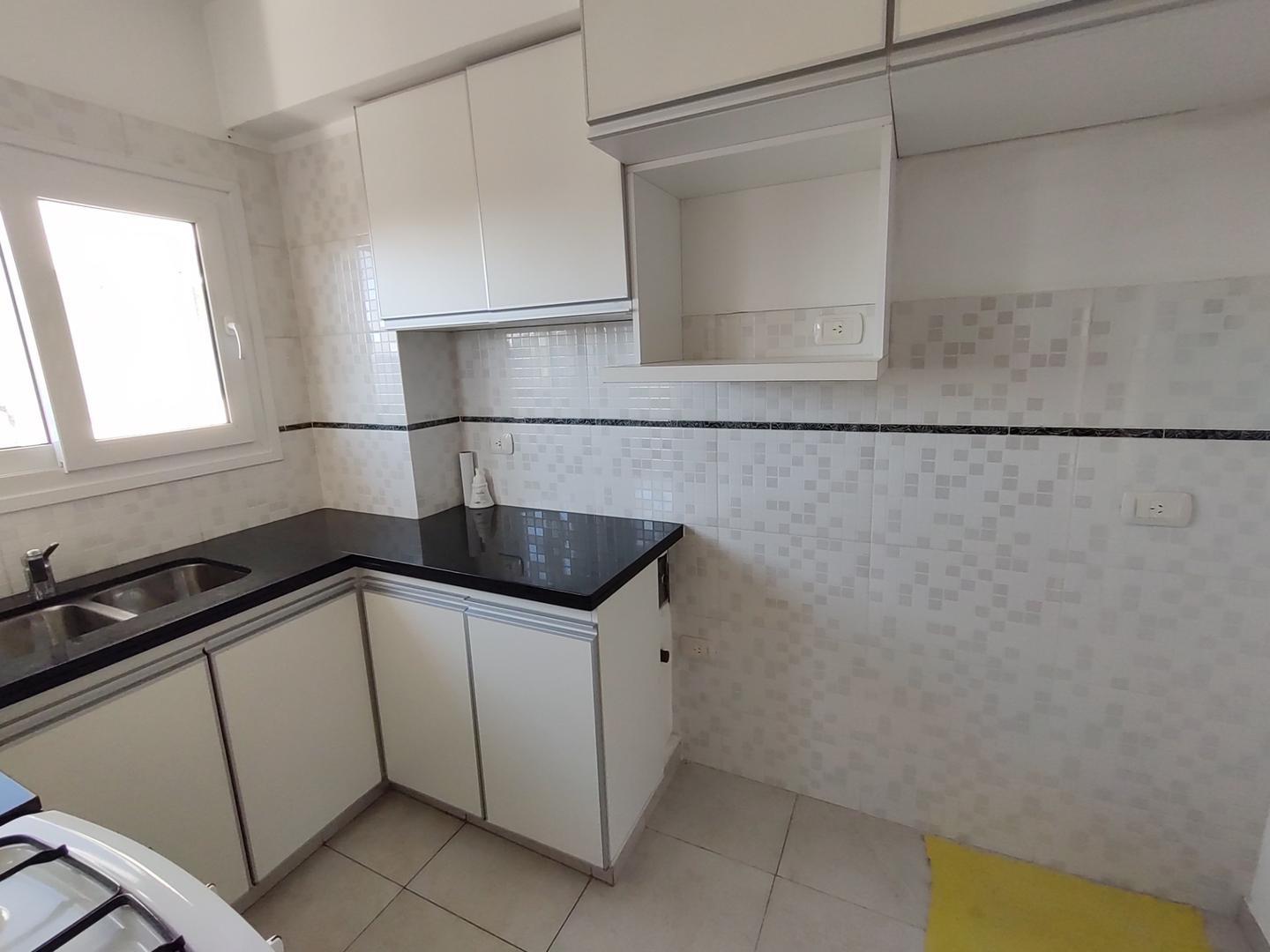 Departamento en Venta en Villa Ballester, USD 135.000