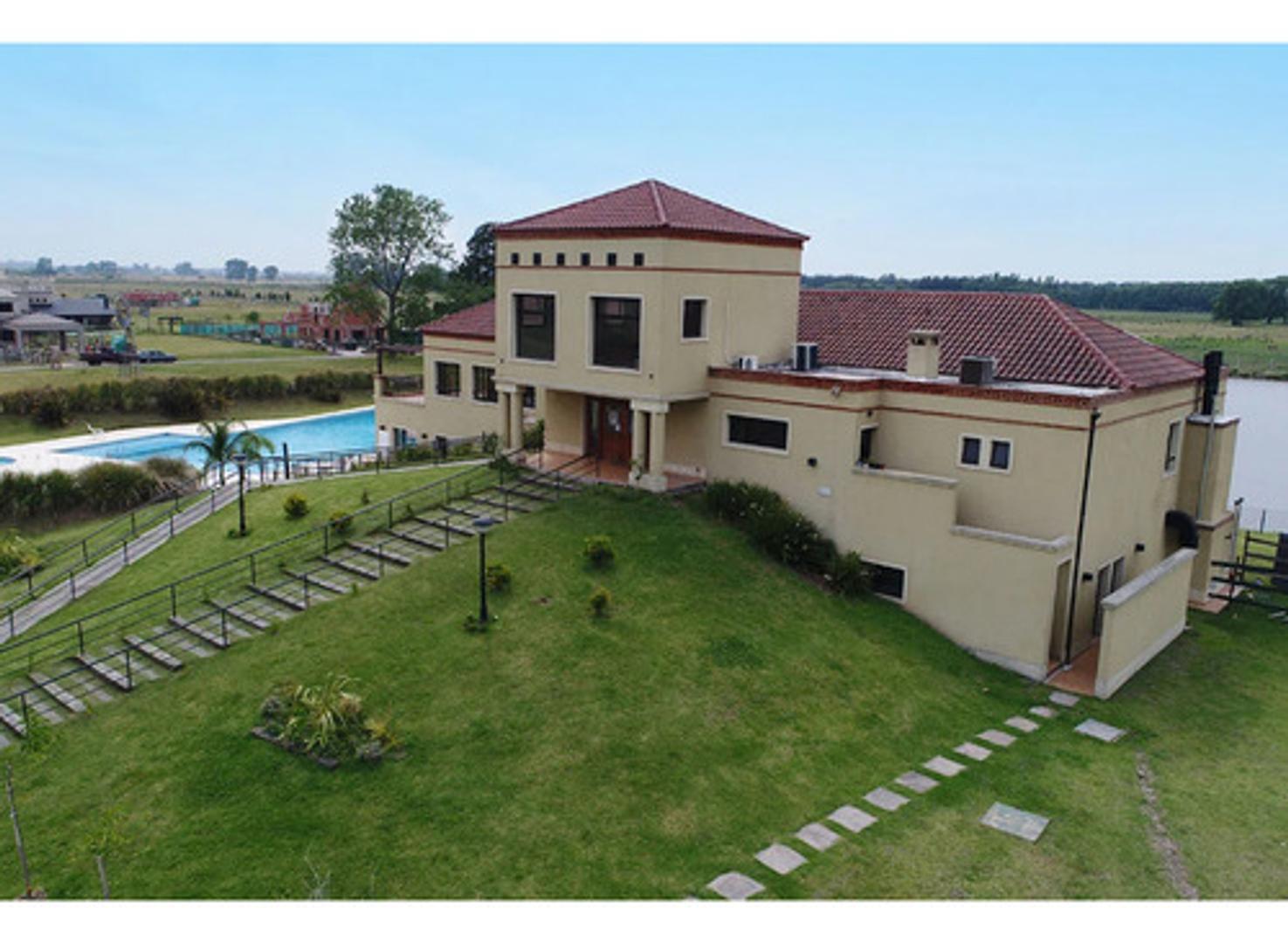 Terreno en Venta de 741,0 m2