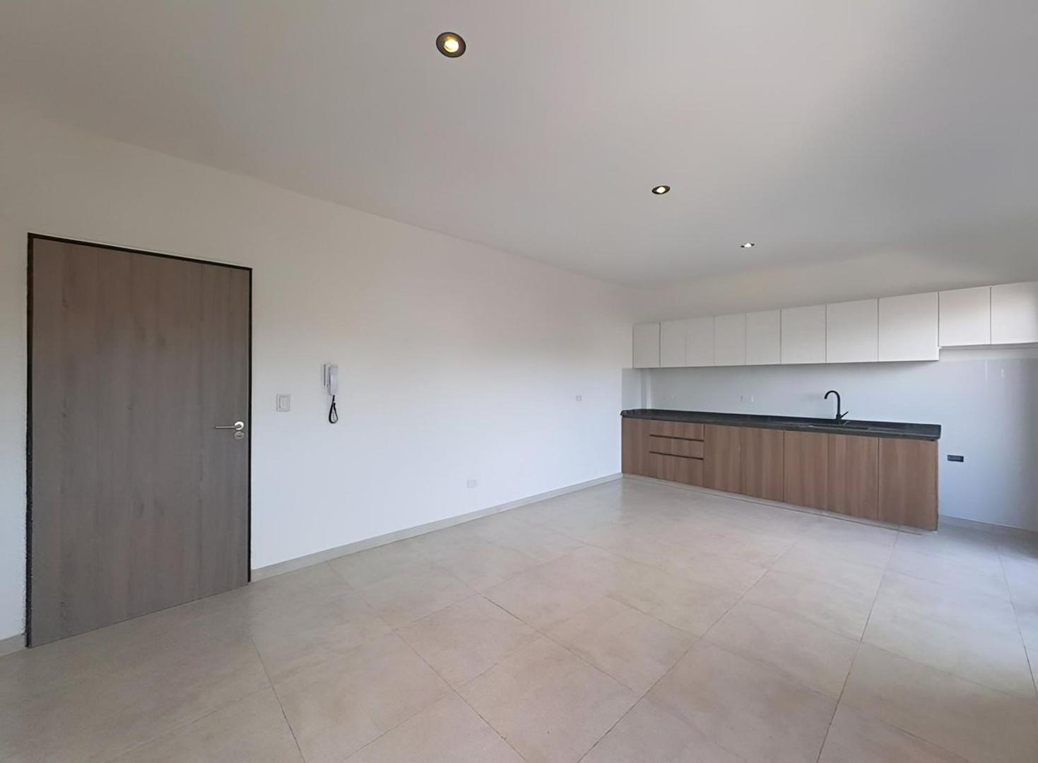 Avenida Presidente Arturo Illia 2700