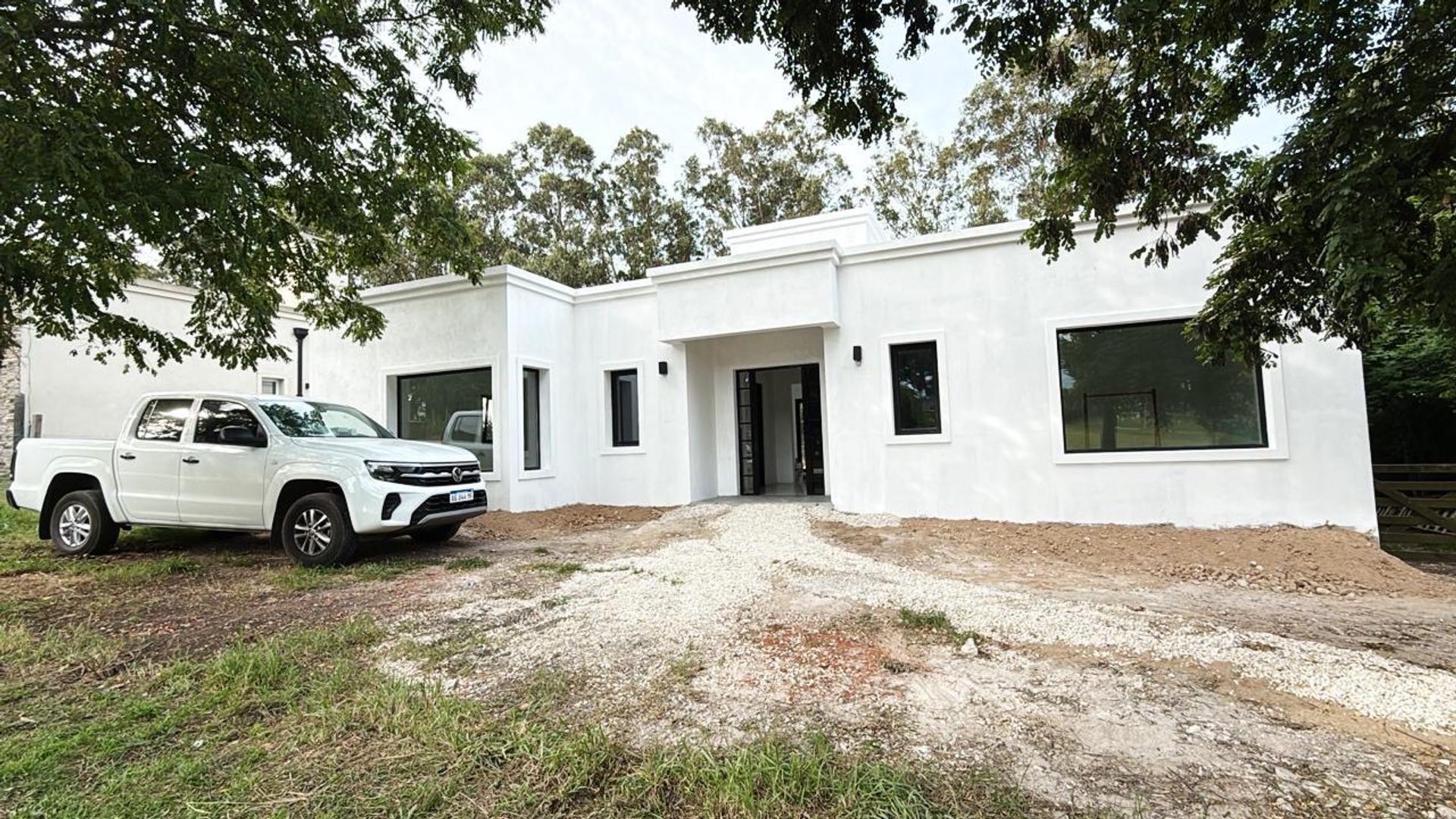 Casa 3 amb a estrenar en Barrancas de San Benito