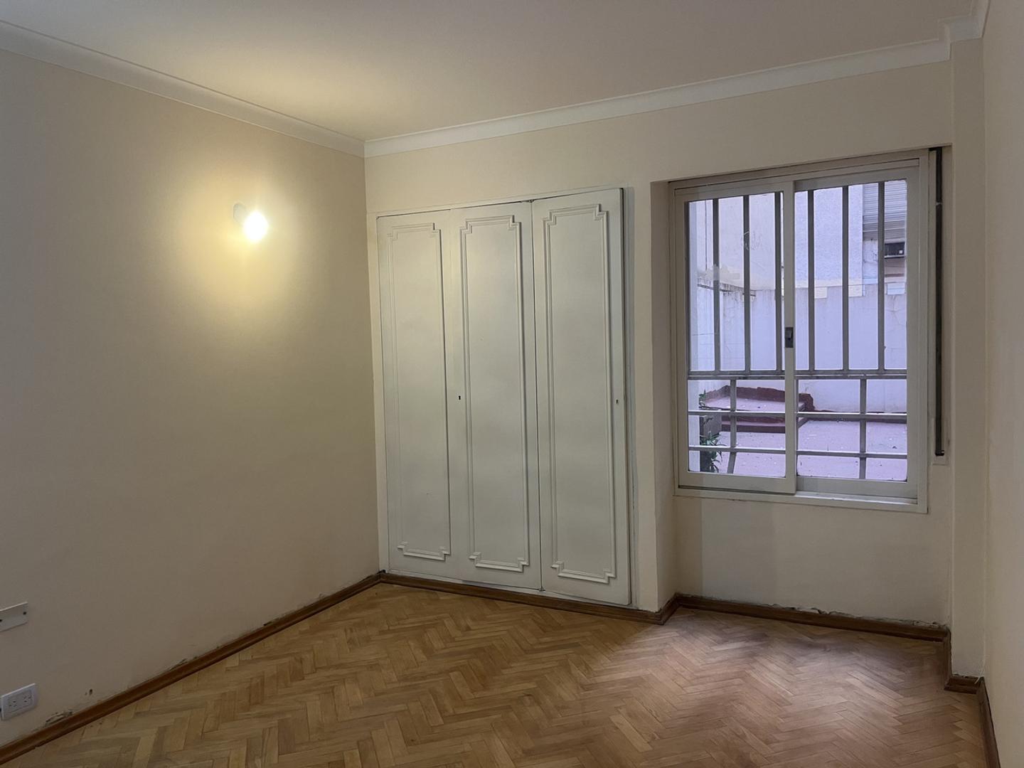 Departamento 6 ambientes con 1 baño