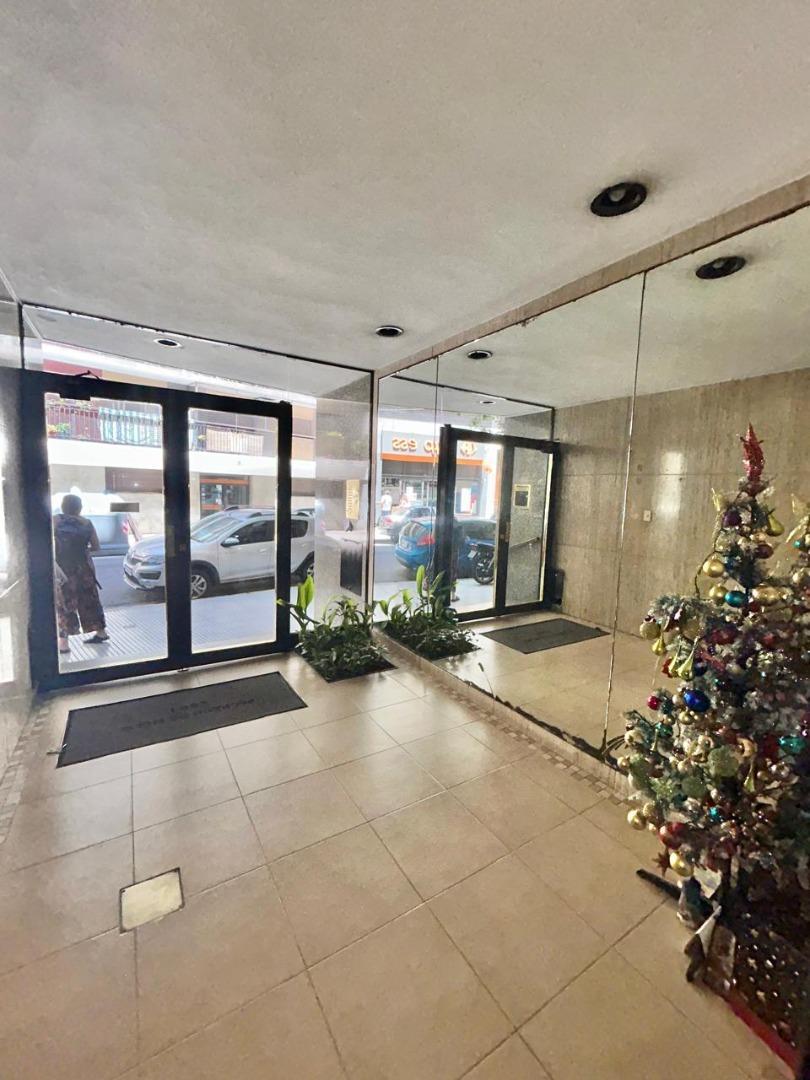 Departamento en Alquiler en Recoleta, $ 450.000