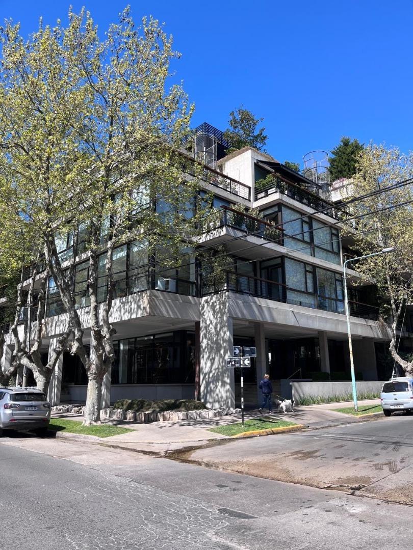 SEMIPISO DE GRAN CATEGORIA EN ZONA GUEMES