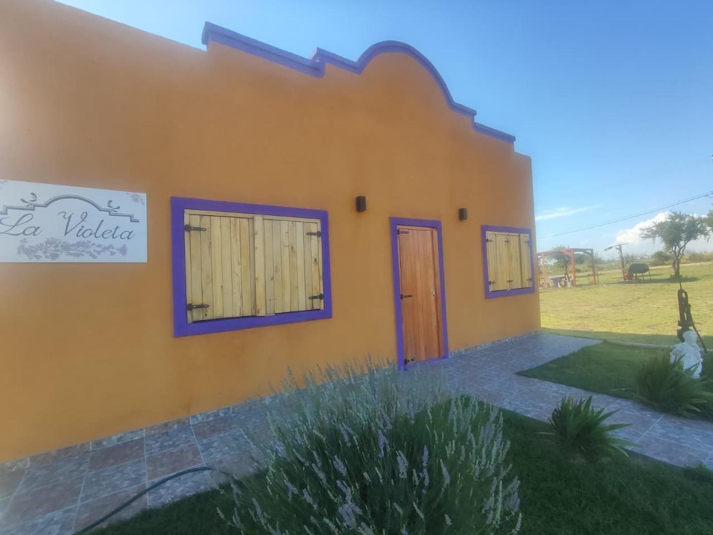 Casa en Alquiler Temporal con 2 cocheras