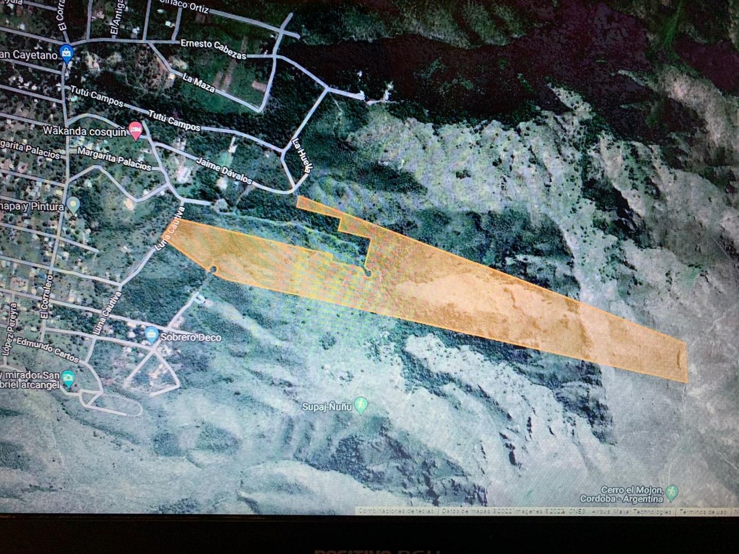 LOTES PEGADO AL PAN DE AZÚCAR