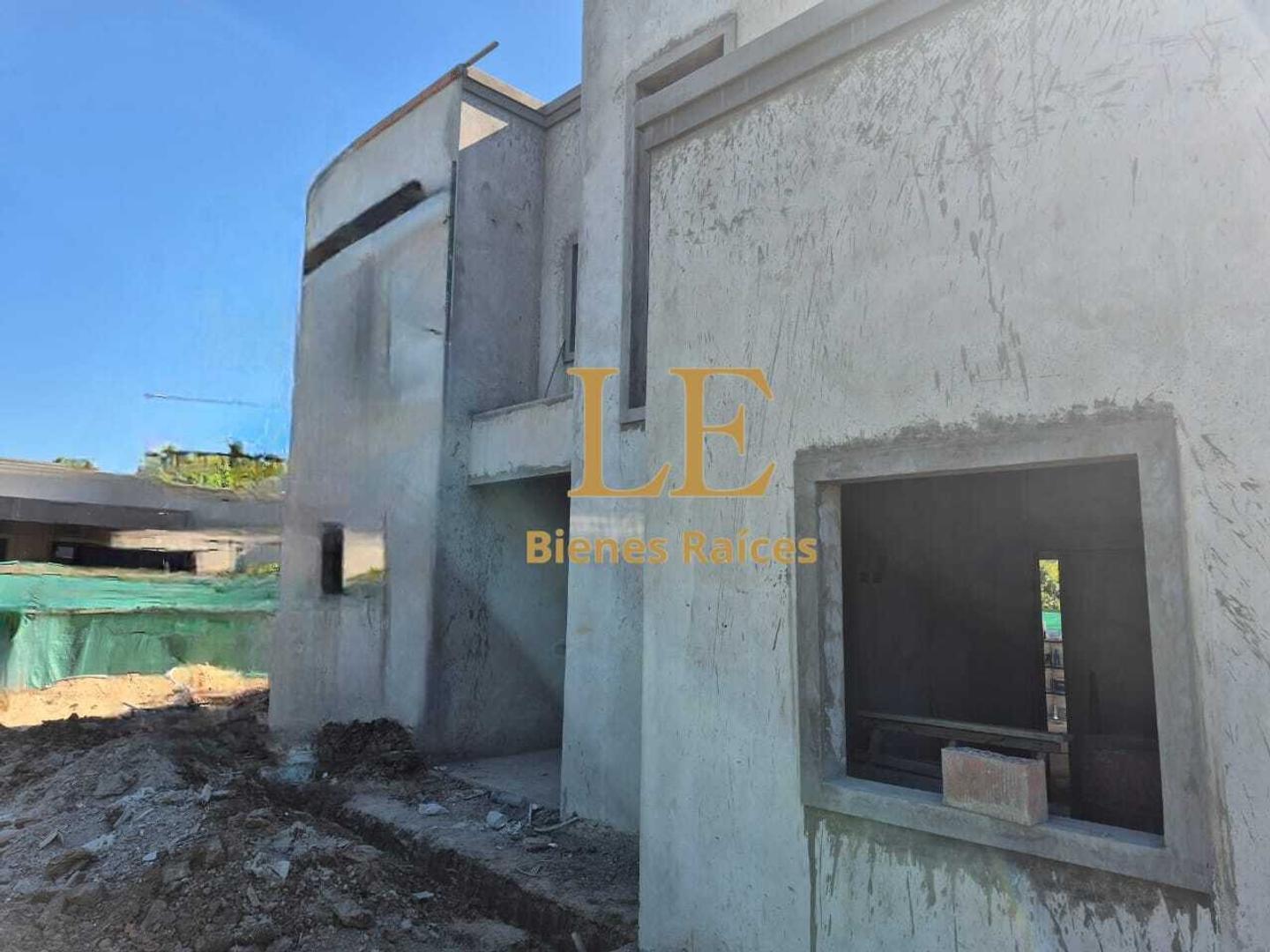 Casa en Venta al Este