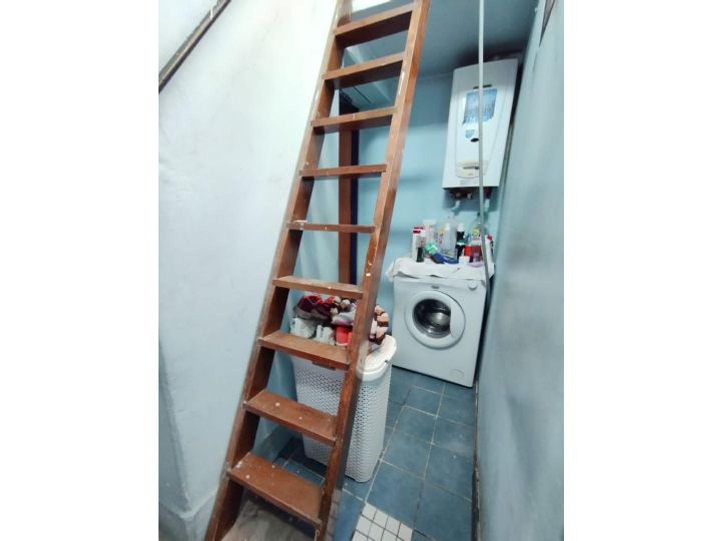 AVENIDA BELGRANO 3342 , Piso 1