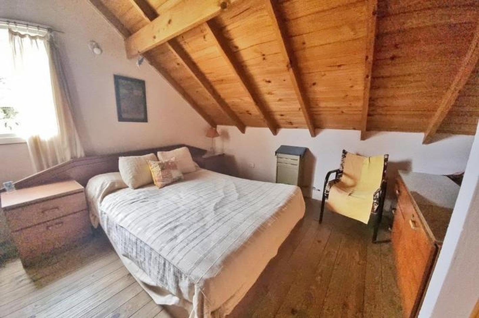 Casa en Alquiler Temporal con 2 cocheras