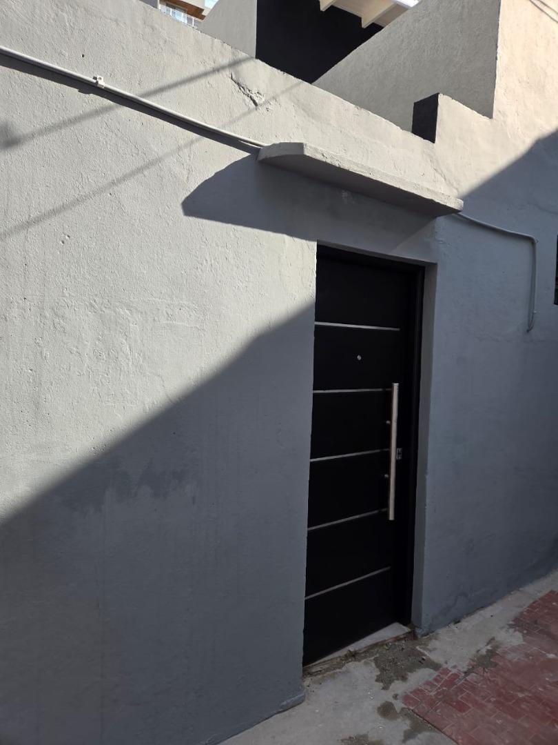 Carlos Tejedor 200, Piso pb