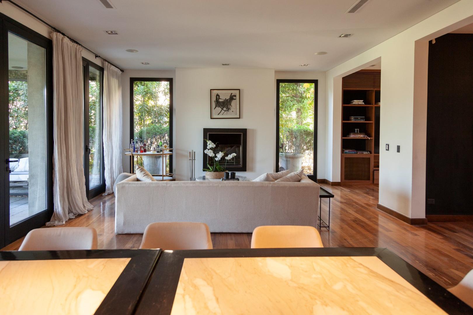 Casa en Alquiler Temporal de 4 dormitorios