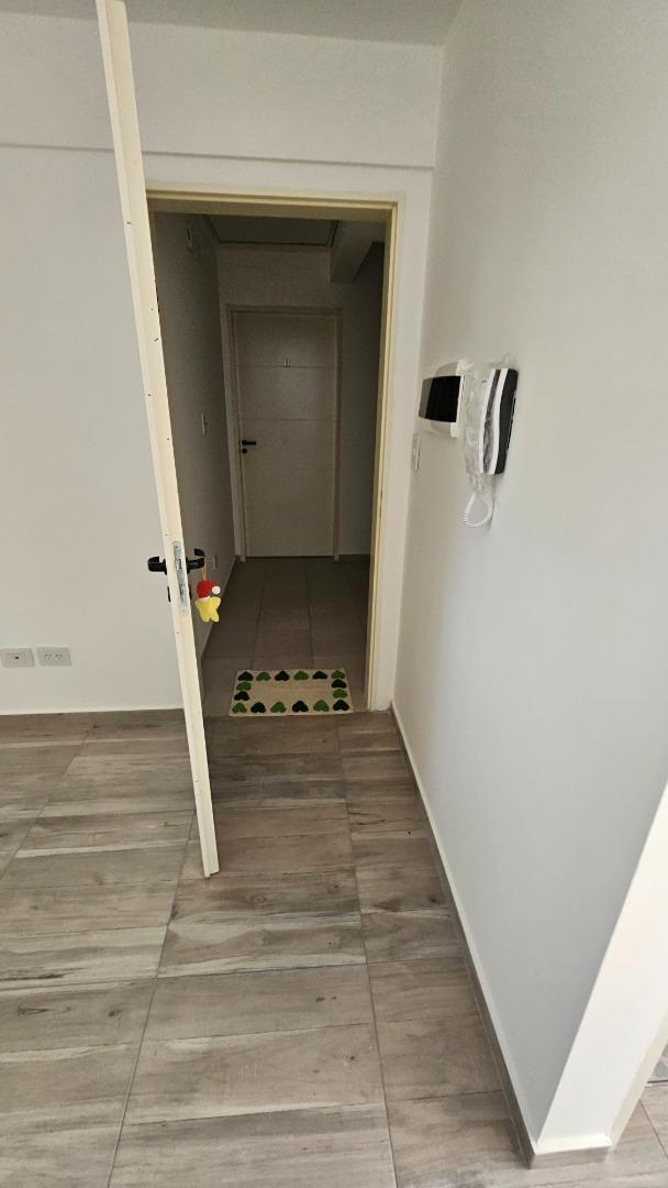 Pedernera 200, Piso 2