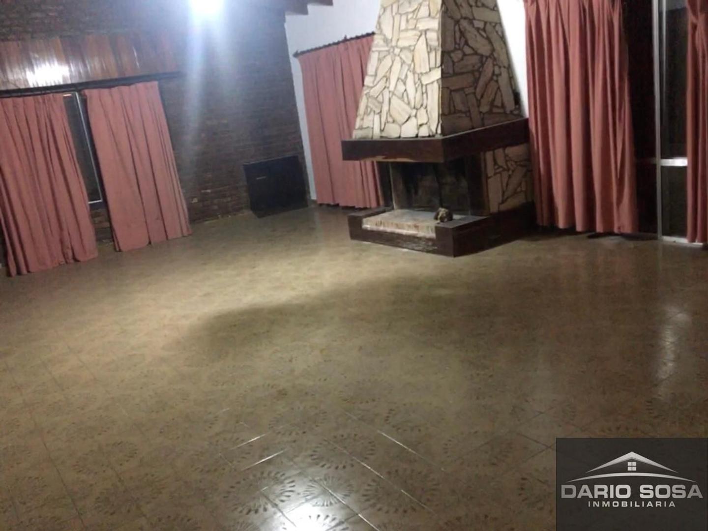 Casa en venta c/ cochera en Belén de Escobar