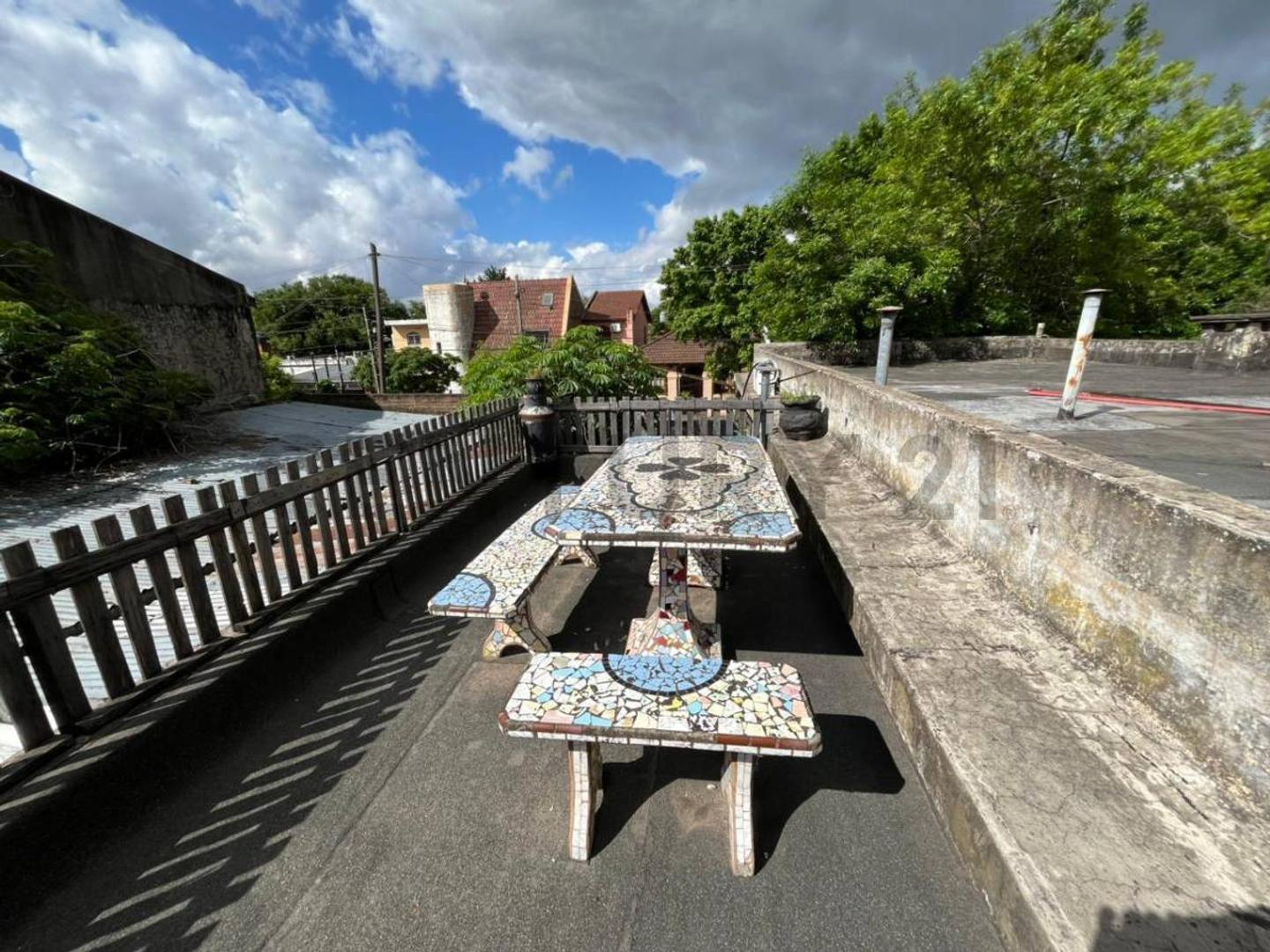 Adolfo Alsina 100, Piso 0