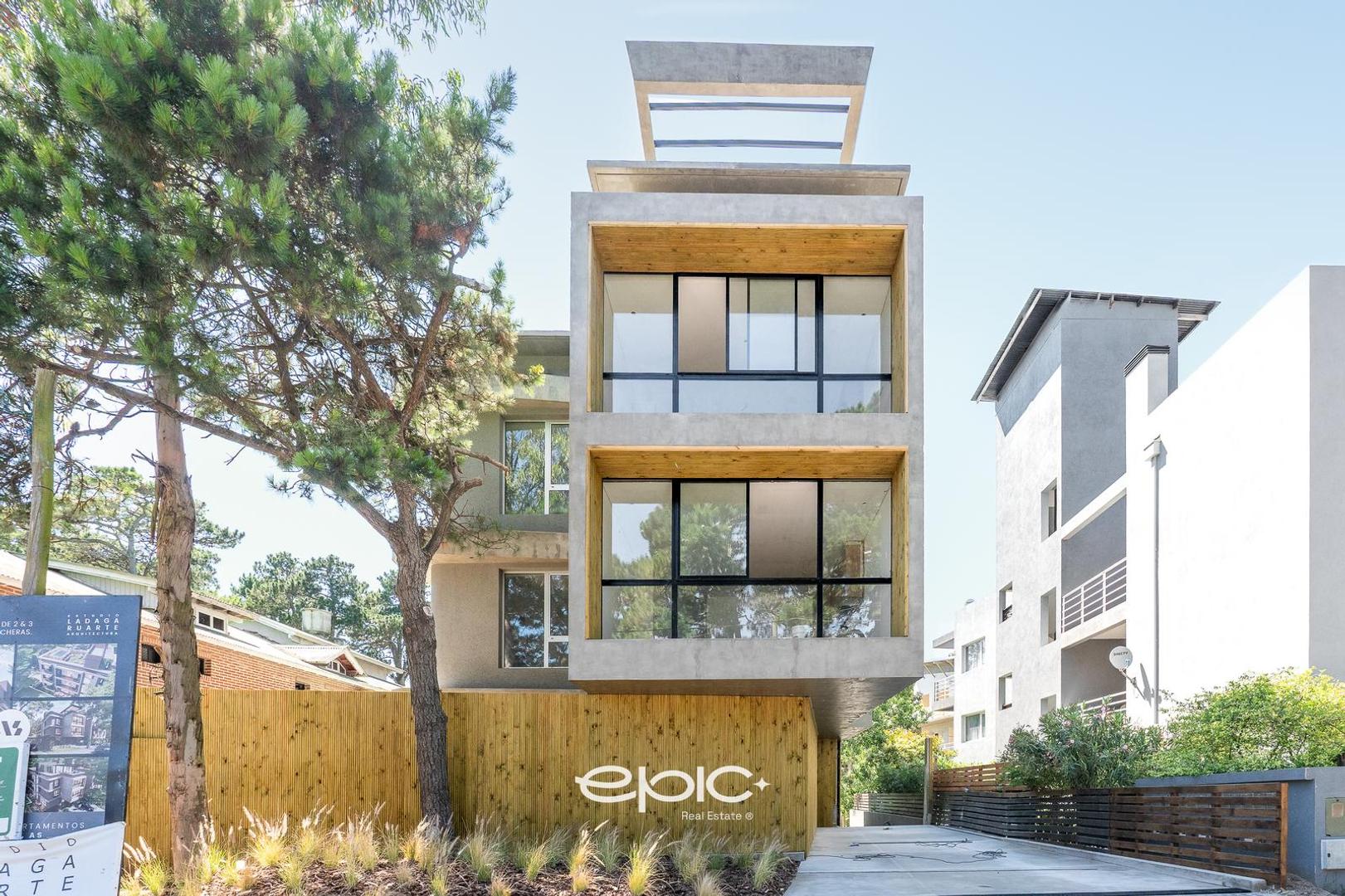 Departamento de pozo en venta en Pinamar