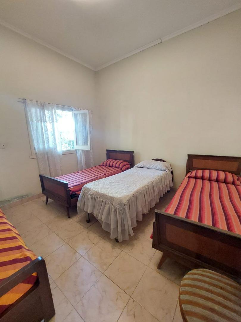 Quinta con casa de casero y cancha de fultbol