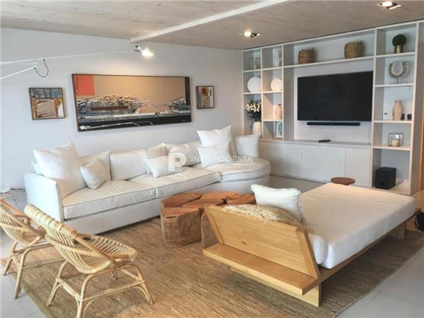 Departamento 4 ambientes con 3 baños