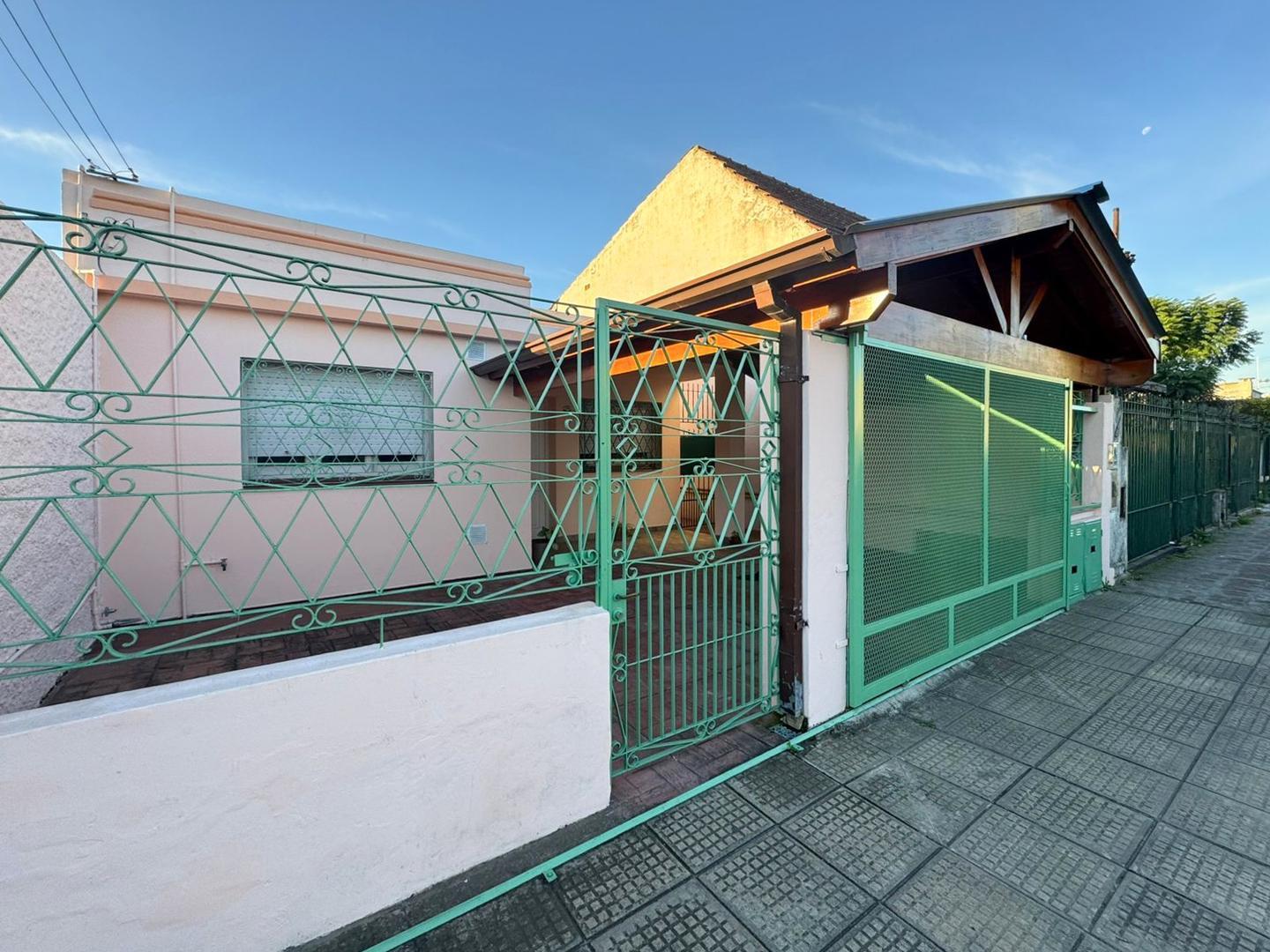 CASA 3 AMBIENTES - MERLO NORTE