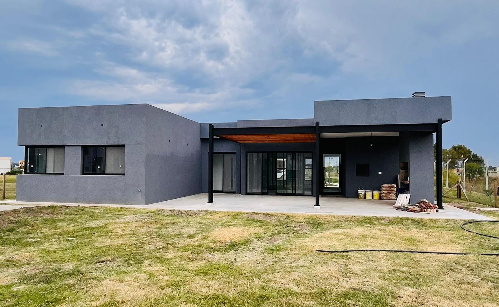 Casa en Venta en Pueblos Del Plata - Villalobos, USD 310.000