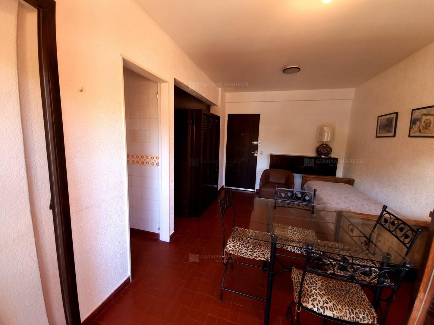 Departamento en Alquiler en Pinamar, $ 500.000