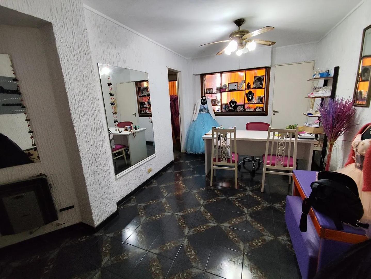 Venta de departamento dos  dormitorios, La Plata