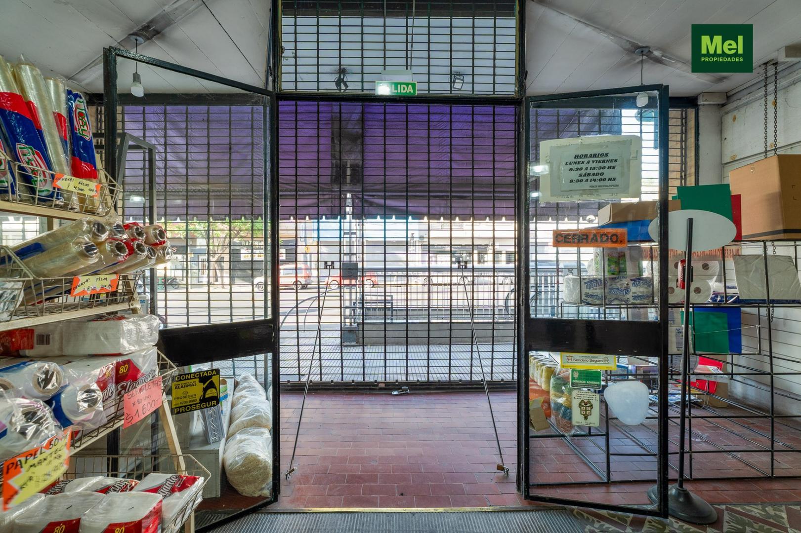 Local en Venta en Villa Urquiza, USD 1.140.000