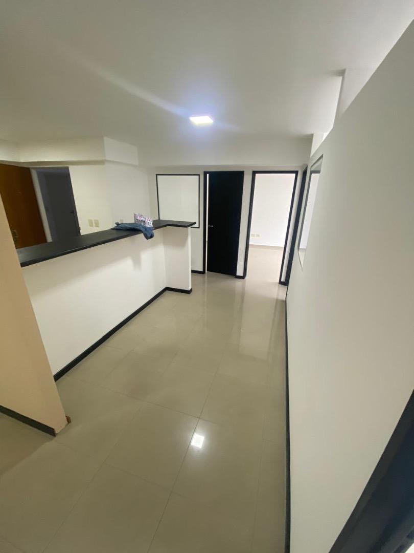 Santa Fe 1700, Piso 02