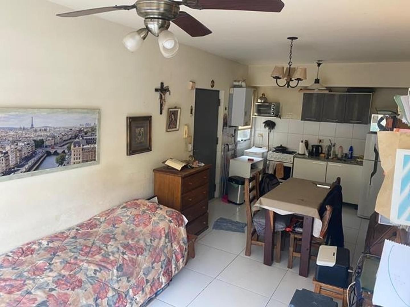 Departamento 2 ambientes con 1 baño