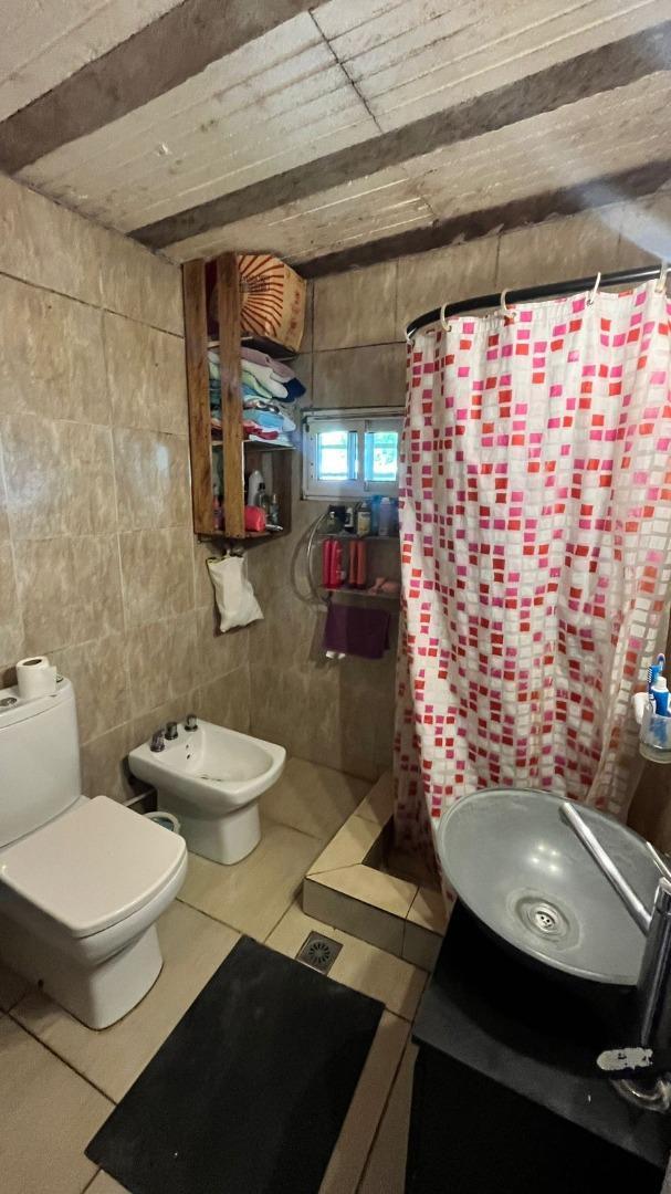 Casa en Venta con 5 cocheras